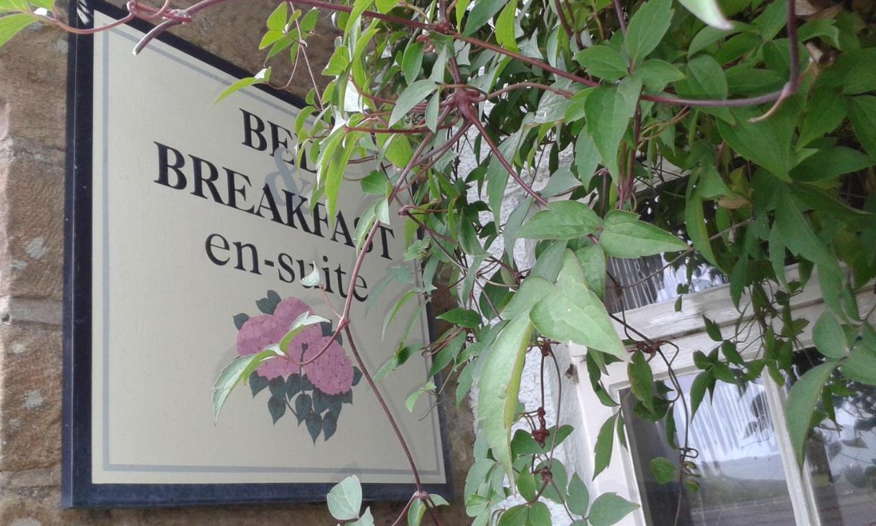 Thorpe Green House Vegetarian Bed & Breakfast Робин-Худс-Бей Экстерьер фото